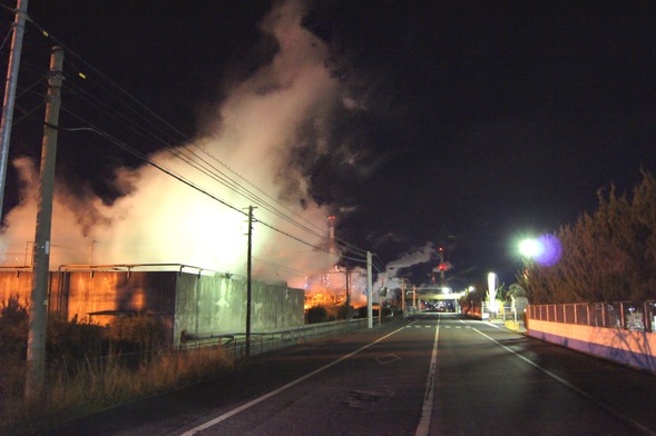 (写真)大竹工場夜景見どころスポット1