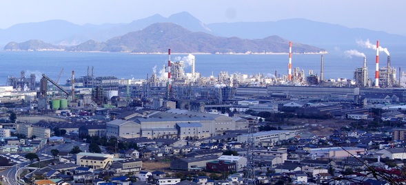 岩国・大竹コンビナートの風景