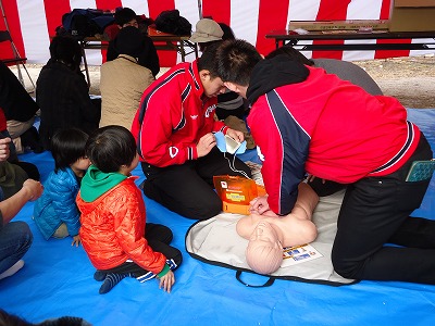 (写真)心肺蘇生