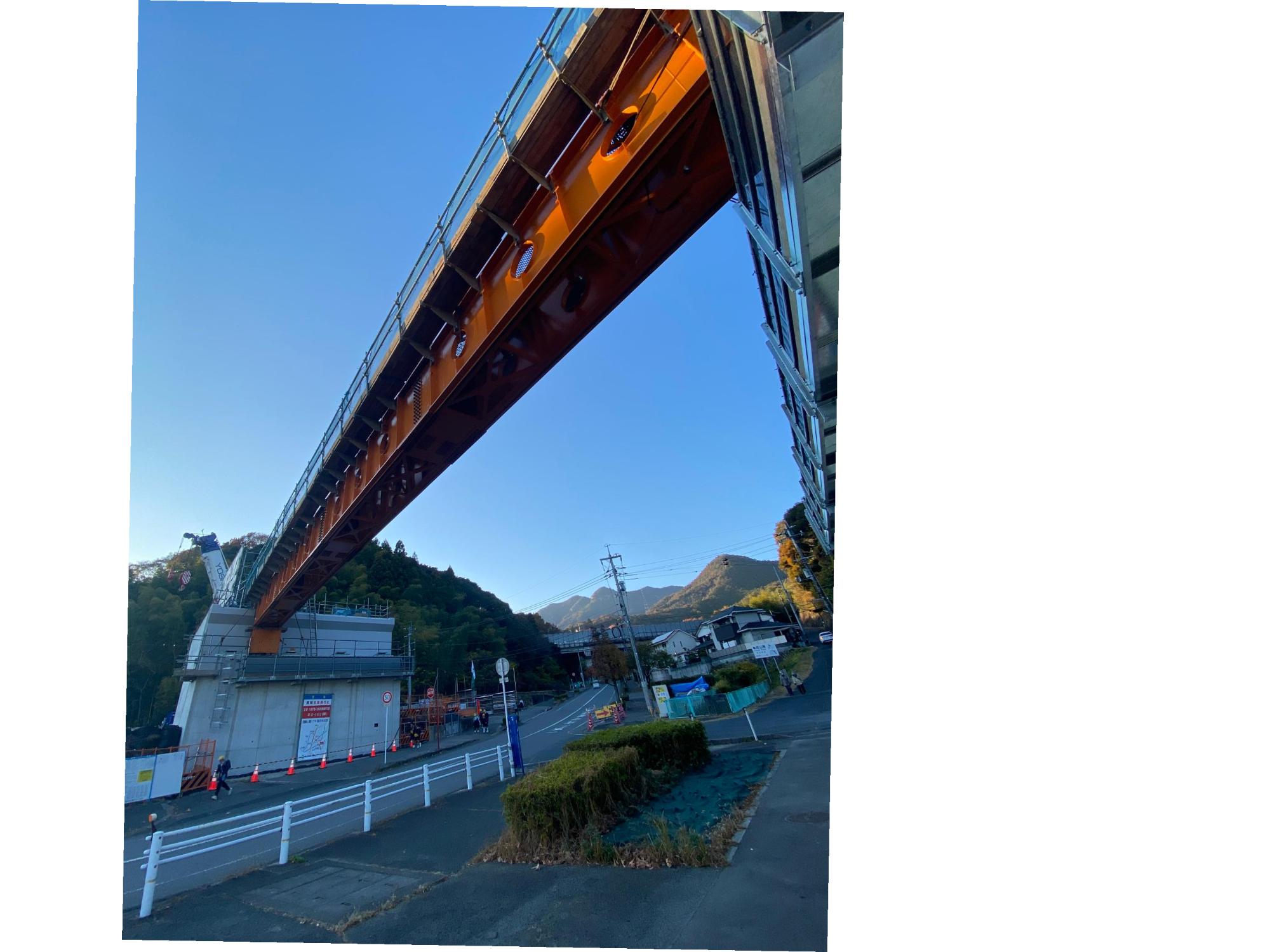 御園橋の橋桁架設工事の状況令和5年12月撮影