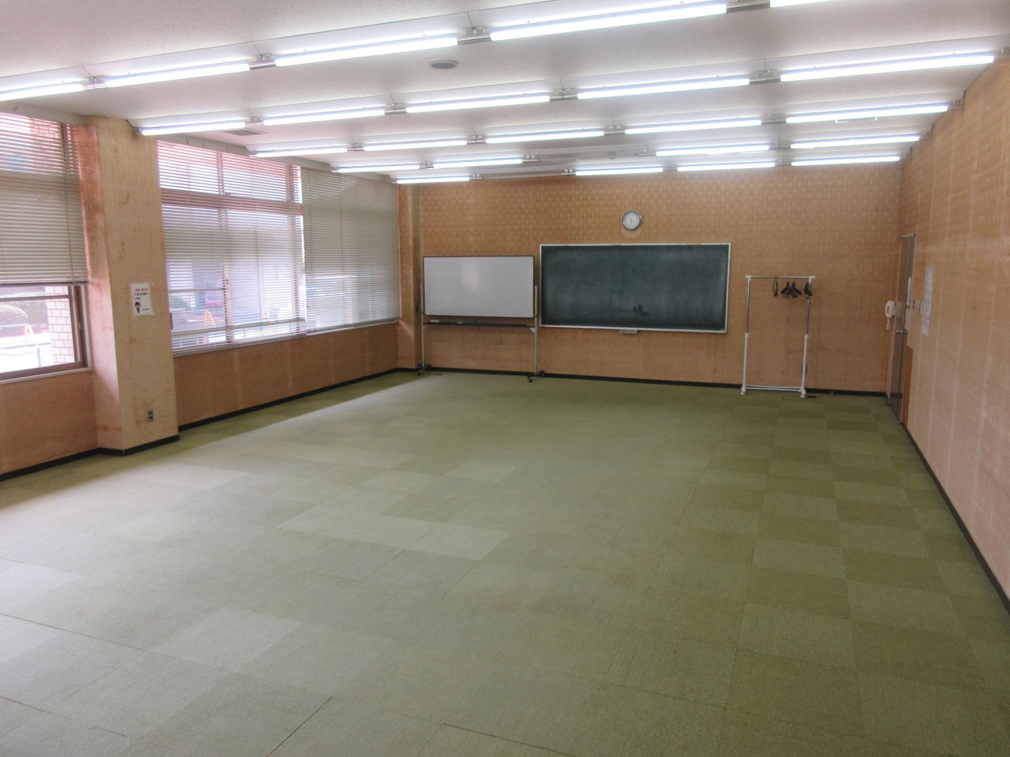 小集会室（1階）