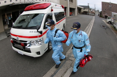 救急車出動