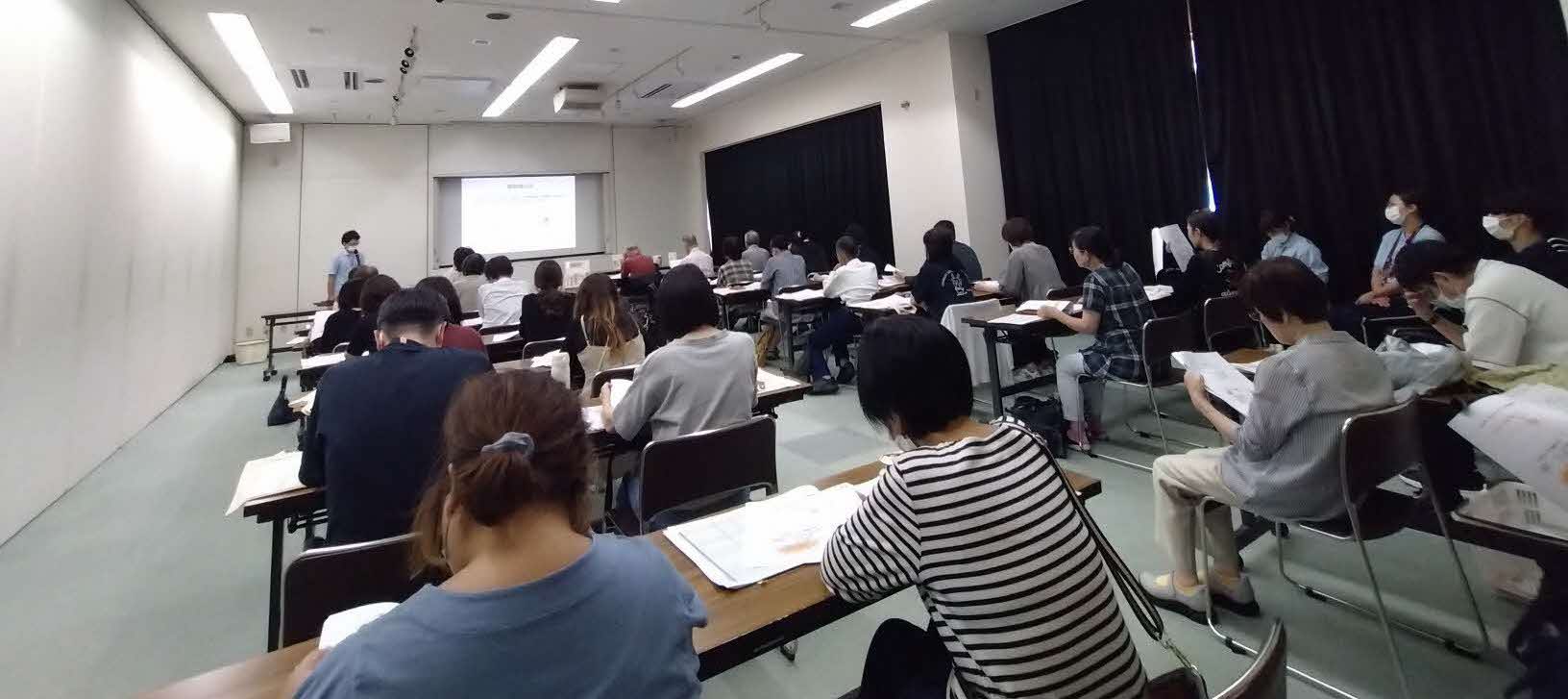 R8図書館認知症サポーター養成講座の様子2