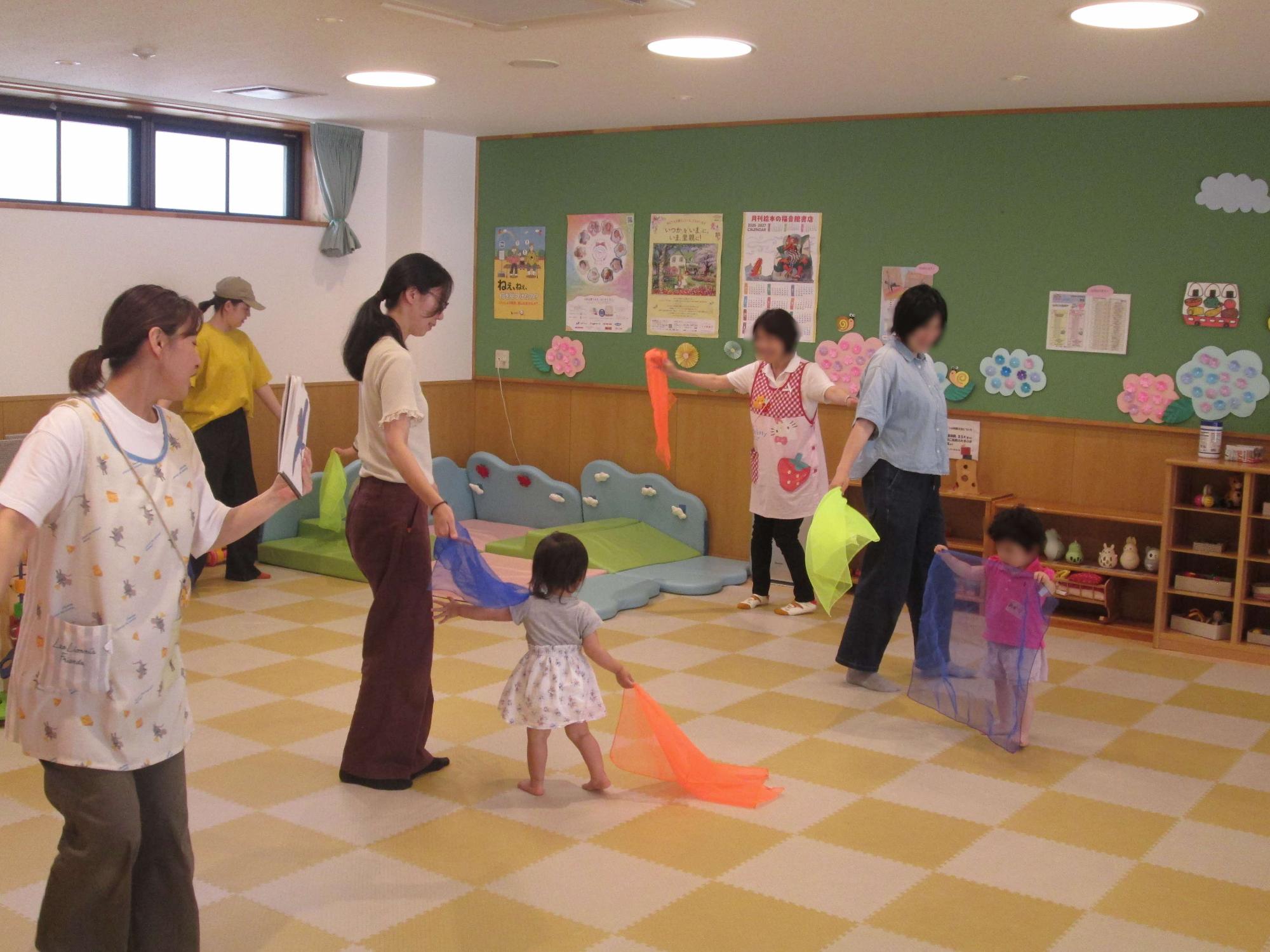 親子ふれあい遊び