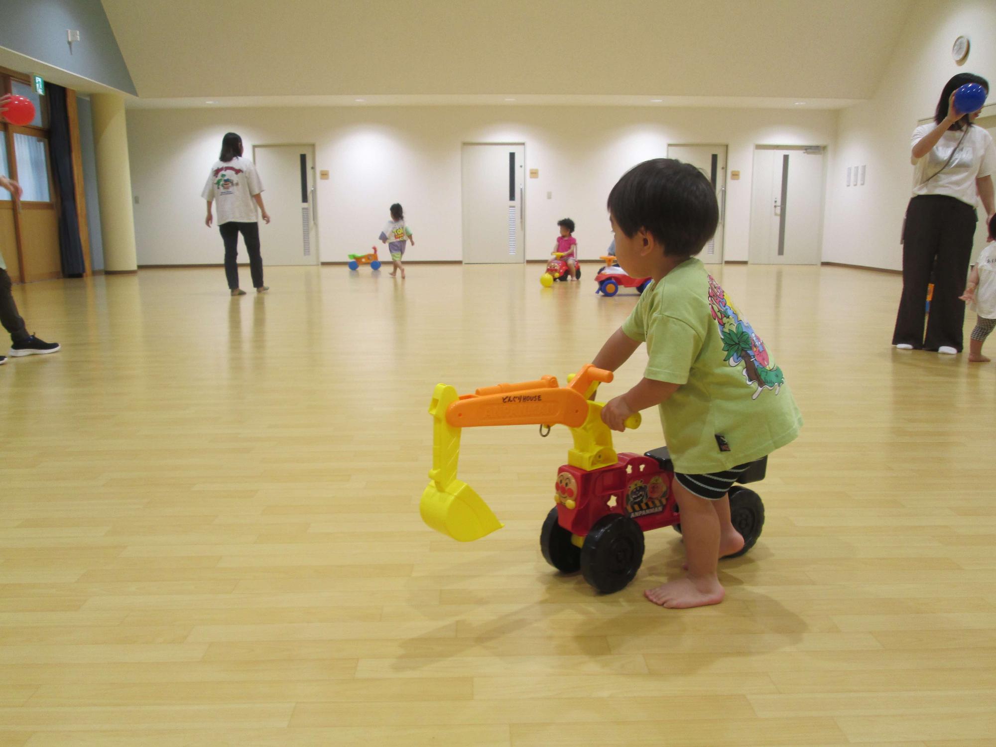 遊戯室で遊ぼう