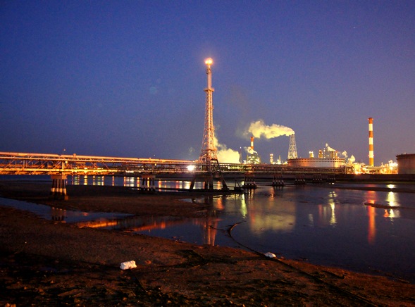 （写真）大竹 工場夜景見どころスポット1