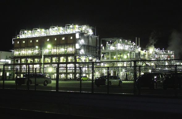 （写真）美しい工場夜景1